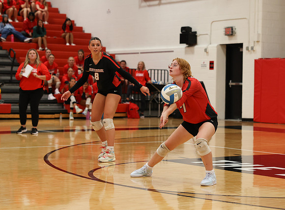 Centennial vs Cambridge-Isanti Girls JV Volleyball 99