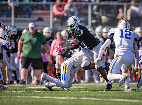 Mounds View vs STMA Varsity Football 131