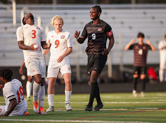 Centennial vs Osseo Varsity Soccer 177
