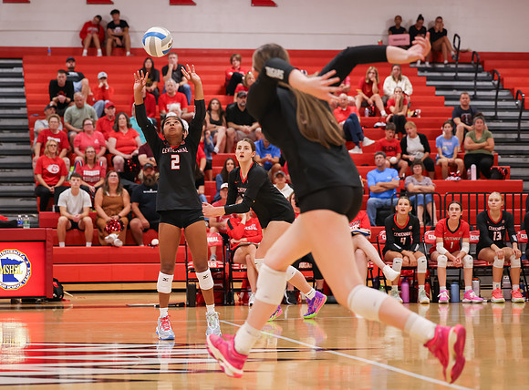 Centennial vs Osseo Girls Varsity Volleyball 46