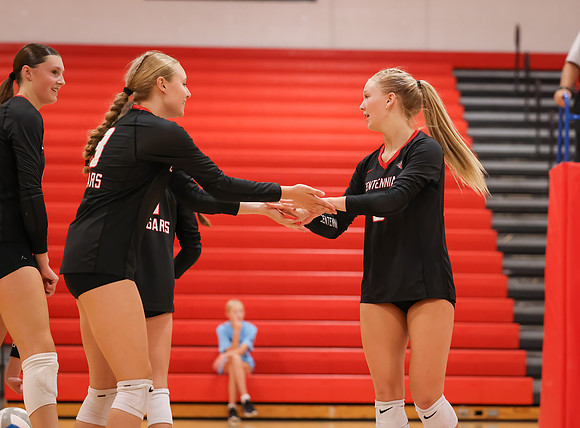 Centennial vs Osseo Girls Varsity Volleyball 94