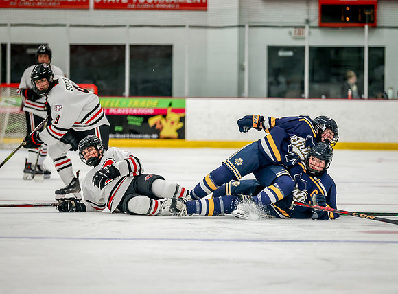 Centennial vs Rosemount Varsity Hockey 152