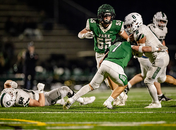 Mounds View vs Park Football 229