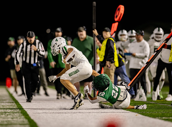 Mounds View vs Park Football 51