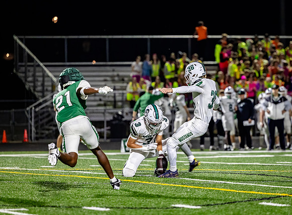 Mounds View vs Park Football 114