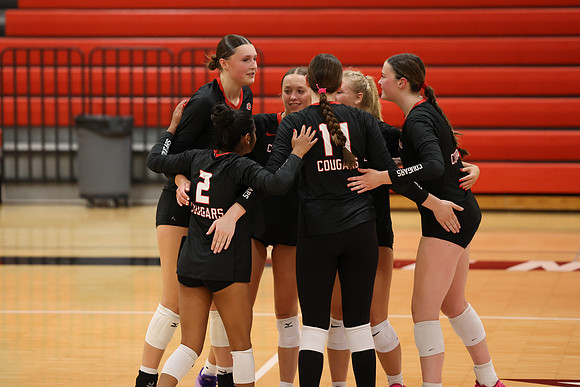 Centennial vs Cambridge-Isanti Girls Varsity Volleyball 101