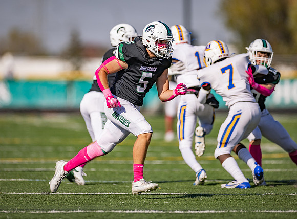 Mounds View vs STMA Varsity Football 236