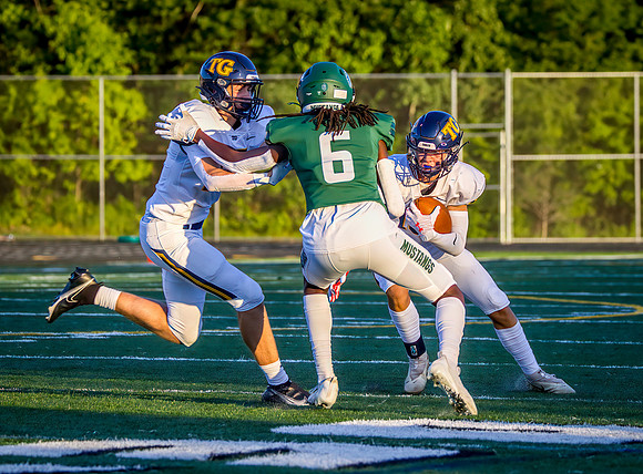 Mounds View vs Totino Grace Varsity Football 75