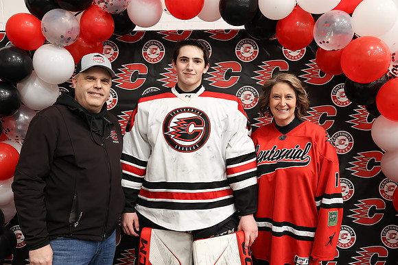 Centennial vs St Cloud Hockey 110