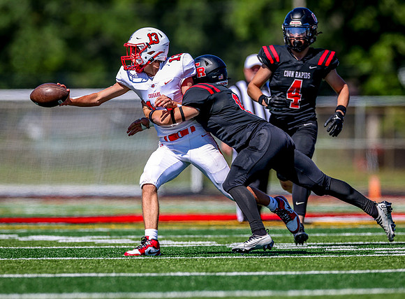 Centennial vs Coon Rapids Varsity Football 199