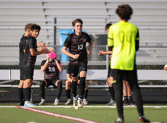 Centennial vs Osseo Varsity Soccer 30