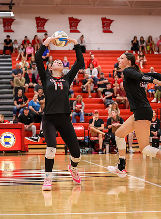 Centennial vs Duluth East Varsity Volleyball 195