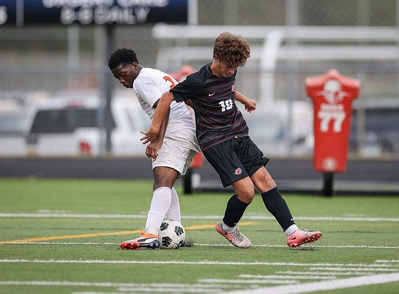 Centennial vs Osseo Varsity Soccer 85