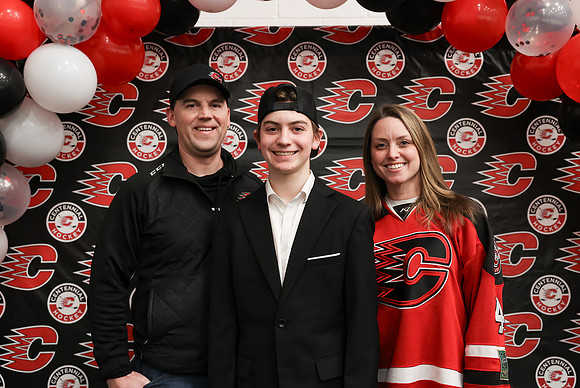 Centennial vs St Cloud Hockey 6