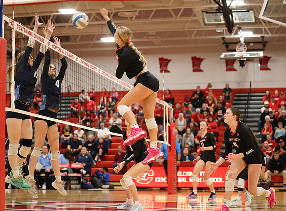 Centennial vs Blaine Girls Varsity Volleyball 241