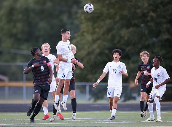 Centennial vs Blaine Varsity Soccer 75