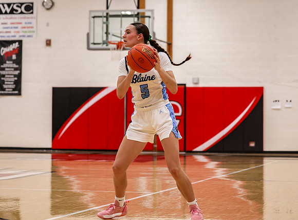 Centennial vs Blaine Girls Varsity Basketball 206