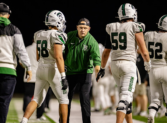 Mounds View vs Park Football 238