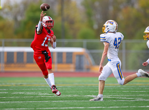Centennial vs STMA JV Football 100