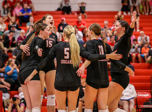 Centennial vs Duluth East Varsity Volleyball 240