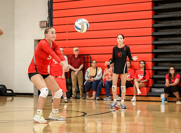 Centennial vs Mounds View Girls B Volleyball 3