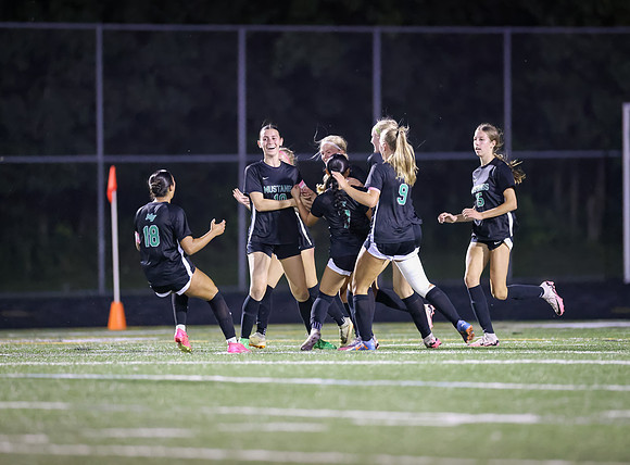 Mounds View vs Stillwater Varsity Soccer 58