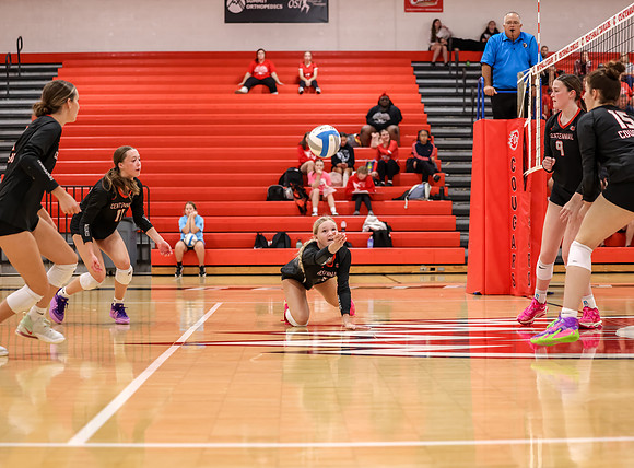 Centennial vs Coon Rapids Girls Varsity Volleyball 119