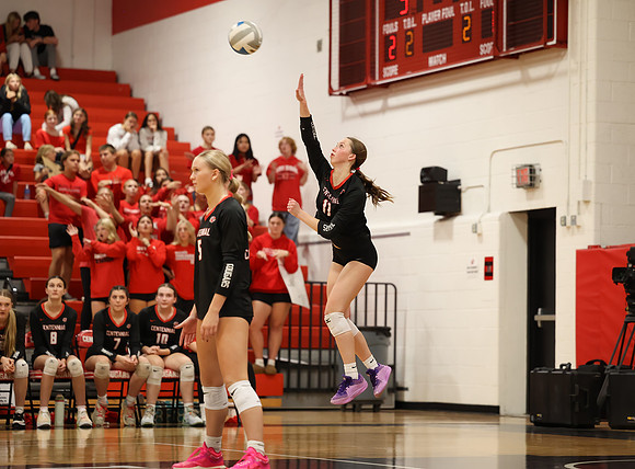 Centennial vs Blaine Girls Varsity Volleyball 221