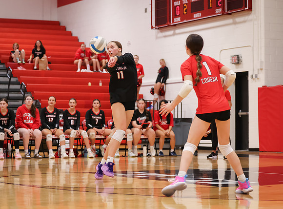 Centennial vs Osseo Girls Varsity Volleyball 179