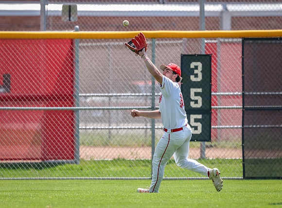 Centennial vs Mahtomedi Baseball 122