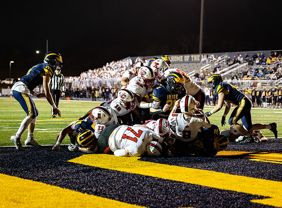 Centennial vs Rosemount Varsity Football 91
