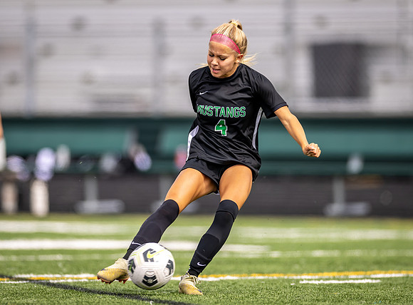 Mounds View vs Blaine Varsity Soccer 15