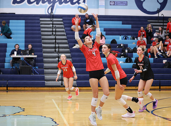 Centennial vs Blaine Girls Varsity Volleyball 103