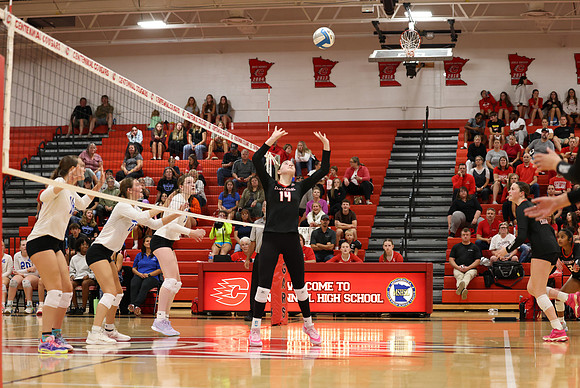 Centennial vs Cambridge-Isanti Girls Varsity Volleyball 109
