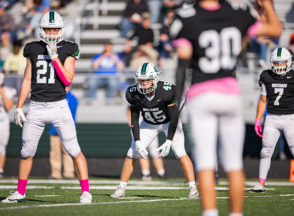 Mounds View vs STMA Varsity Football 293