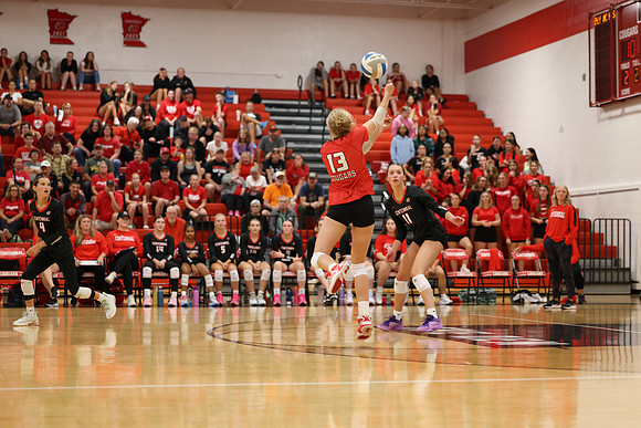 Centennial vs Cambridge-Isanti Girls Varsity Volleyball 120