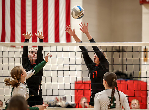 Centennial vs Mounds View Girls B Volleyball 35