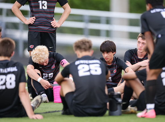 Centennial vs Osseo Varsity Soccer 137