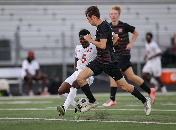 Centennial vs Osseo Varsity Soccer 57