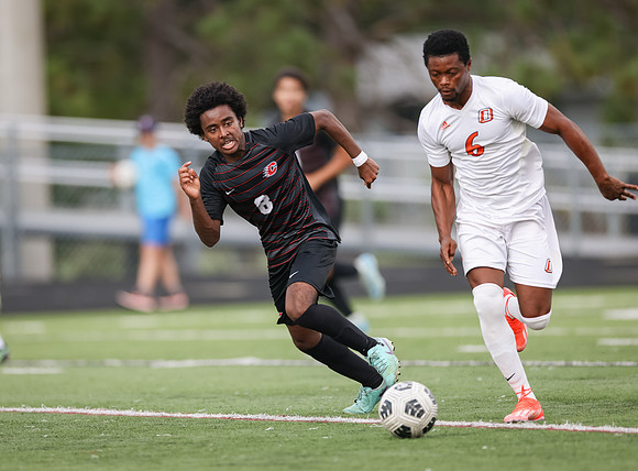 Centennial vs Osseo Varsity Soccer 94