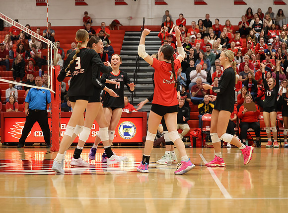 Centennial vs Blaine Girls Varsity Volleyball 70