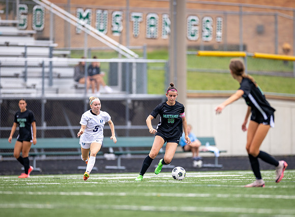 Mounds View vs Blaine Varsity Soccer 307