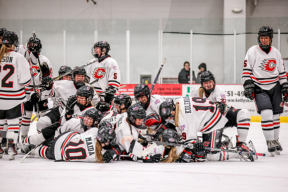 Centennial vs Maple Grove Varsity Hockey 400