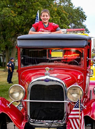 Centennial High School Homecoming Parade 10