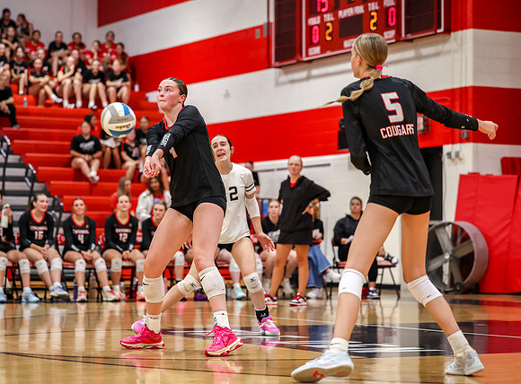 2488 Centennial vs Cambridge-Isanti Girls Varsity Volleyball