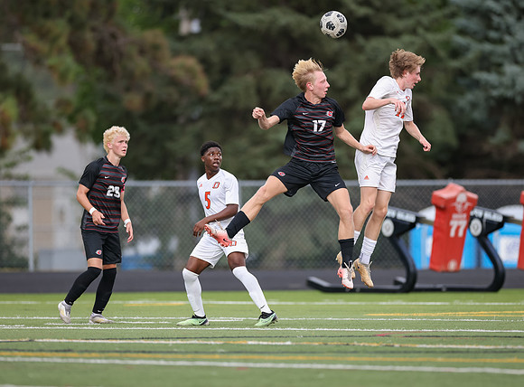 Centennial vs Osseo Varsity Soccer 89