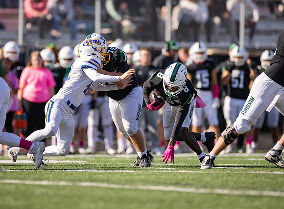 Mounds View vs STMA Varsity Football 130