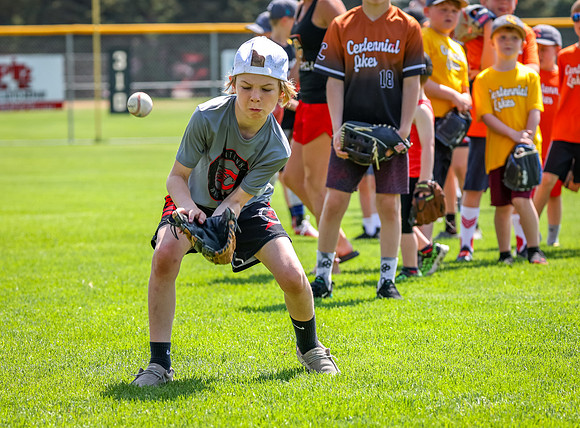 Centennial vs Mahtomedi Baseball 88