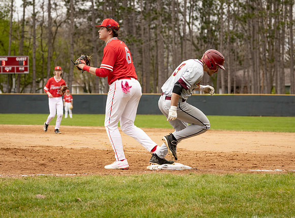Forest Lake vs Duluth East Varsity Baseball 412