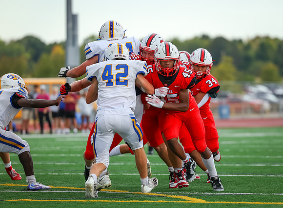 Centennial vs STMA JV Football 30
